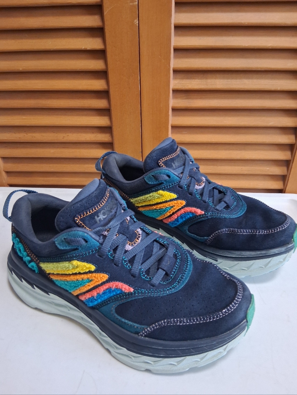 Hoka One One Bondi L Embroidery in Outer Space/Atlantis Unisex Sneakers W10, M9 - Picture 4 of 8